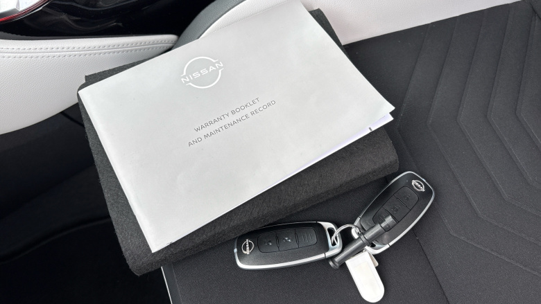 Nissan Juke 1.0 DiG-T 114 Tekna+ 5dr Petrol Hatchback